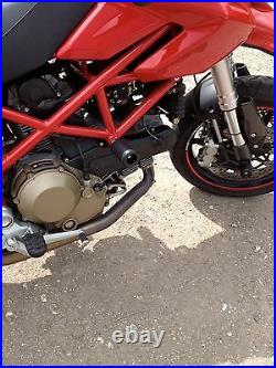 Ducati Hypermotard 796 2010 CRASH MUSHROOMS SLIDERS BUNGS BOBBINS SET OF 6 S2G